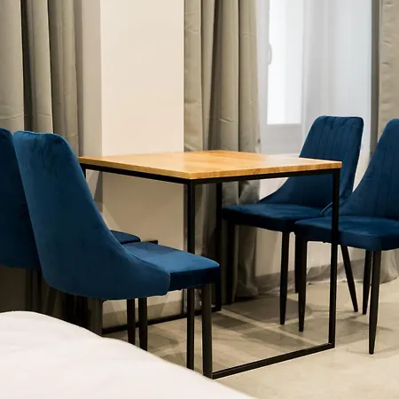 Nowowiejskiego Old Town By Bookinghost * Poznaň