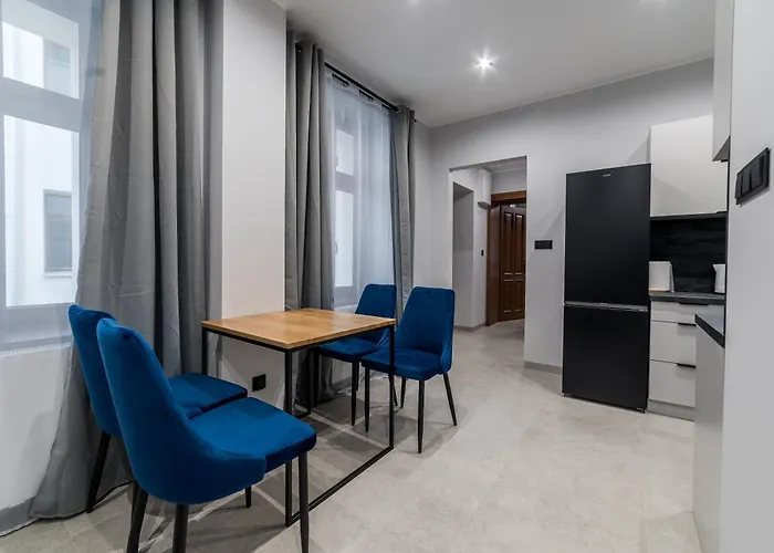 Nowowiejskiego Old Town By Bookinghost Apartment *